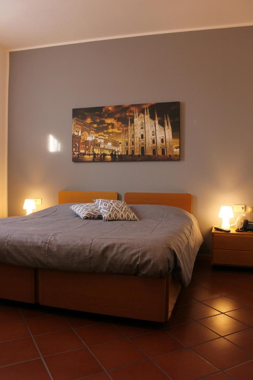 Albergo La Scaletta Cantù Kültér fotó