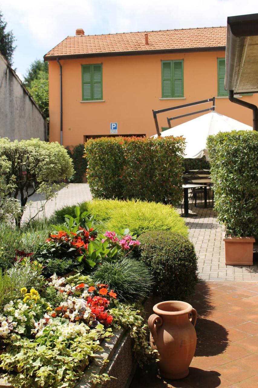 Albergo La Scaletta Cantù Kültér fotó