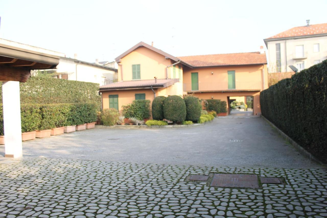 Albergo La Scaletta Cantù Kültér fotó