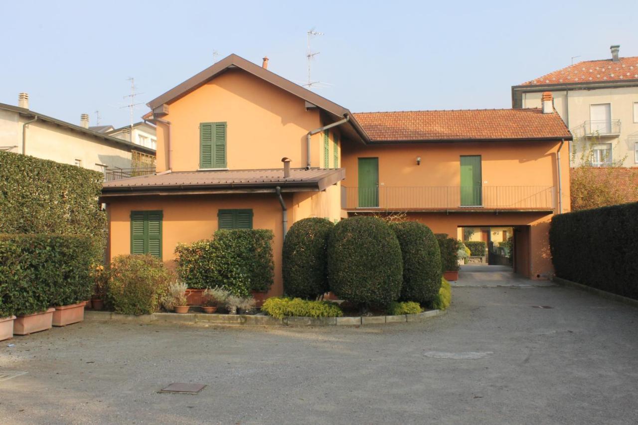 Albergo La Scaletta Cantù Kültér fotó